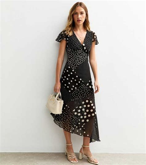 Black Spot Print V-Neck Midi Dress | New Look