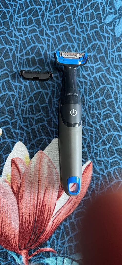 PHILIPS Bg1025/15 Showerproof Battery Powered Body Groomer For Men ...