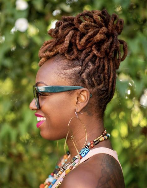 Pin by Janet Kaisi on dred | Updated hair styles, Short locs hairstyles ...