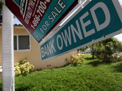 Life After Foreclosure: Coping With Bad Credit : NPR
