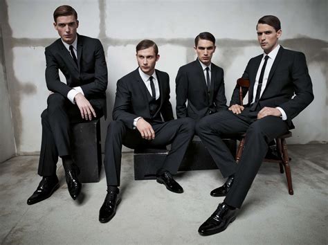 Formal Casual 的图像结果