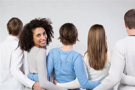 People Walking Away 的图像结果