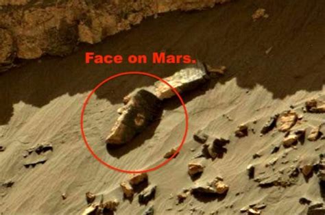 Conspiracy theorist spots statue on Mars, claims it is a proof of alien ...