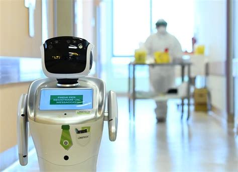Tedavi Dışındaki Hastane Robotları - Sağlık Teknoloji Haberleri