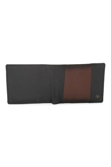 Buy Men Brown Leather Wallet Online - 672508 | Van Heusen
