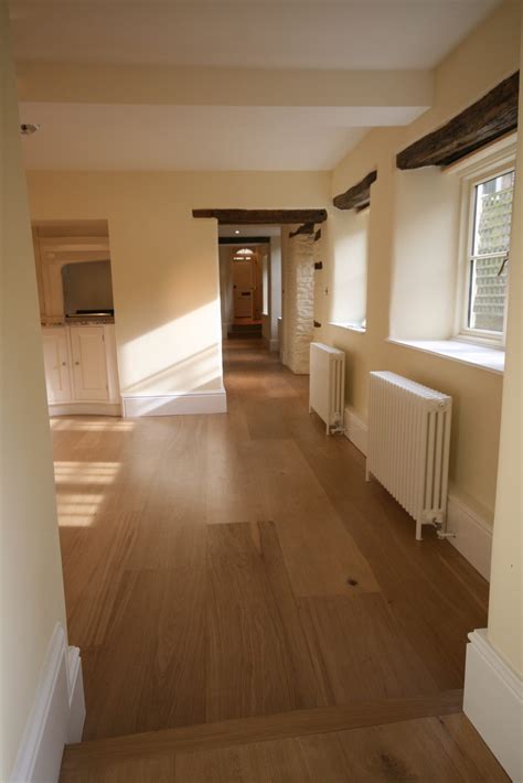 Product | 300mm Wide Natural Prime Grade Oak Flooring