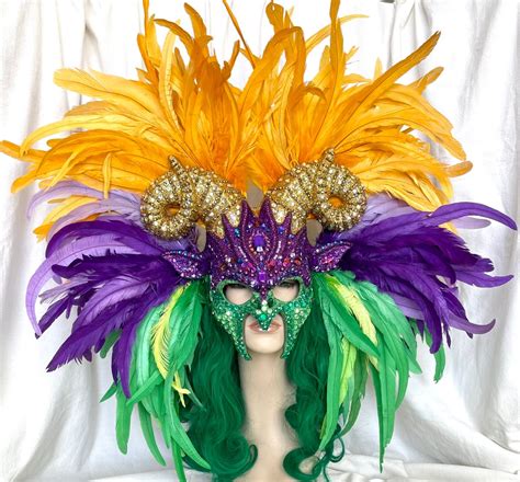 Masquerade, Mardi Gras parade costume Halloween in 2025 | Mardi gras ...