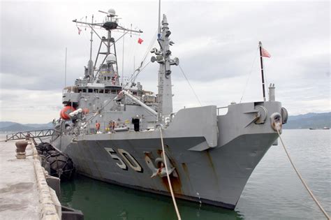 美国军舰擅自进入中国西沙群岛领海 国防部回应 | 北晚新视觉