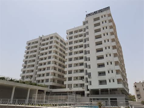 Flats in Indore | Buy 2,3,4 BHK Flat in Super Corridor Indore | House
