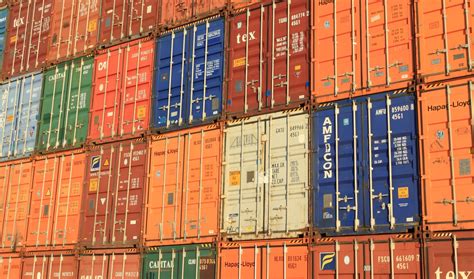 Tariff Shipping Containers 的图像结果