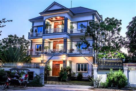 YULETONG INTERNATIONAL FIRSTVILLA (Siem Reap) - Villa Reviews & Photos ...