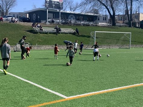 Donate - Metropolitan Oval Academy