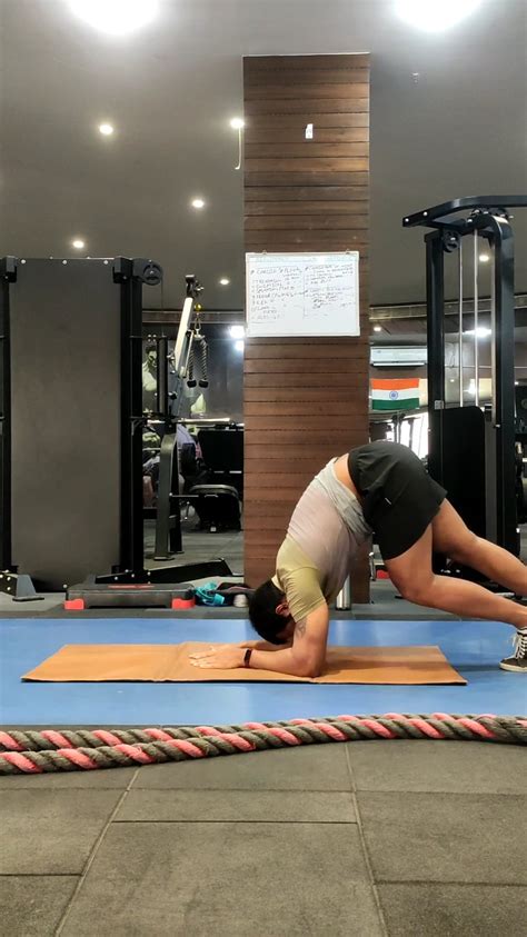 Elbow Stand Challenge 的图像结果