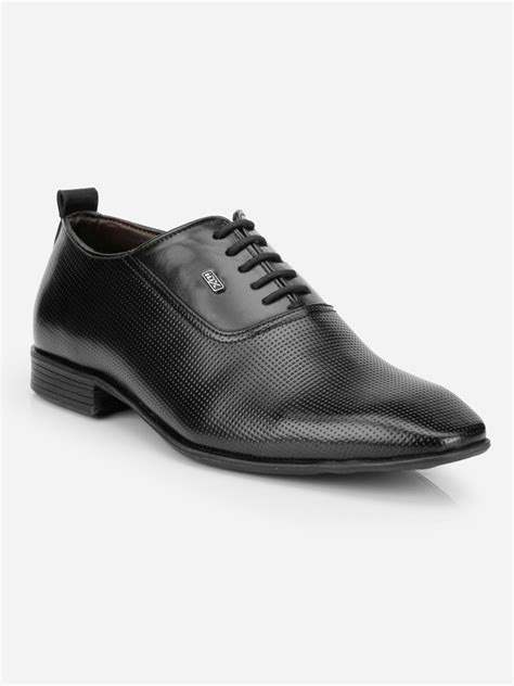 Buy Men's Black Texture Finish Lace Up Formal (IX2031)