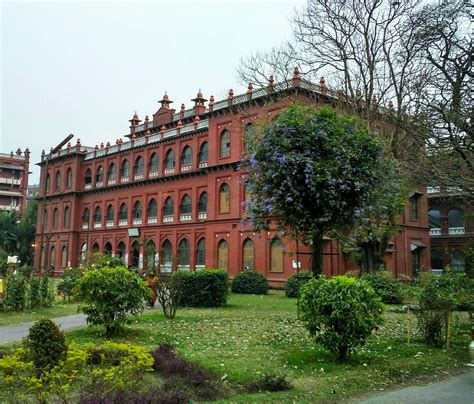 fashion design university in dhaka
