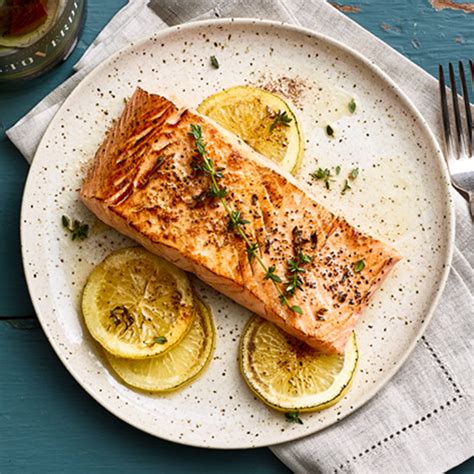 Pan Seared Lemon Thyme Salmon