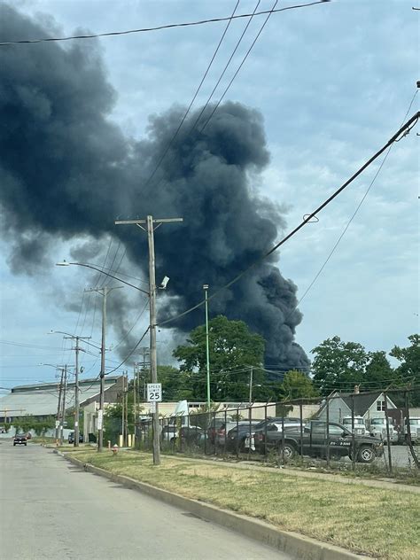 NE Ohio Scanner on Twitter: "CLE ~ Structure Fire - Broadway/Mead - scrapyard fire, cars burning ...