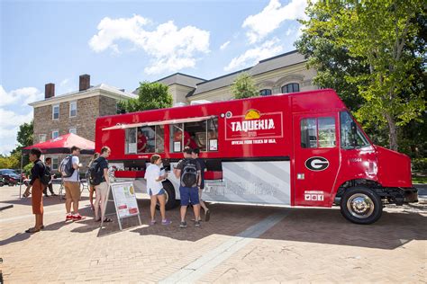 Mobile menu: UGA's first food truck, Taqueria 1785, rolls out dishes ...