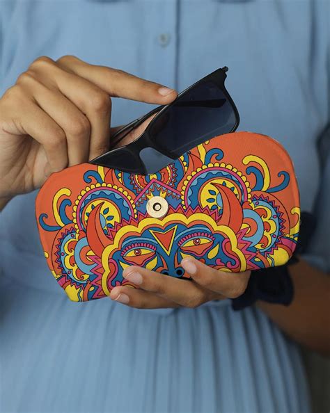 Buy Sunglass Case Bali – Protective Cover | Kalankit.com