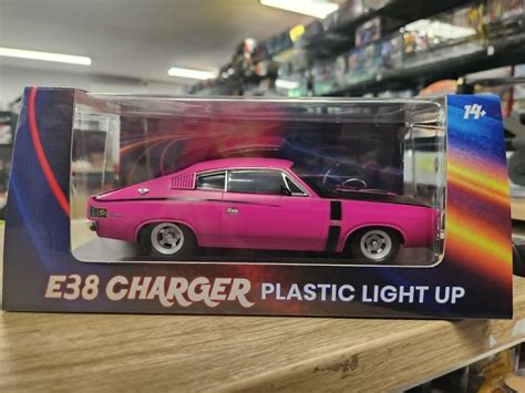 1:24 Scale Light Up Pink Valiant Charger Spectra Rides by DDA ...