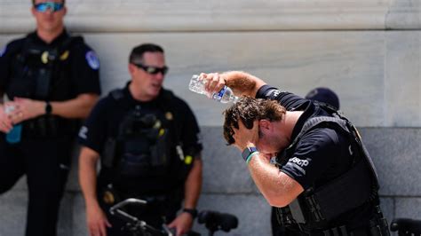 Escaped inmate Antoine Massey possible sighted in Natchez | wwltv.com