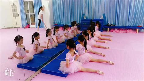 乡村舞蹈教室为孩子们插上隐形的翅膀-广西清源慈善基金会