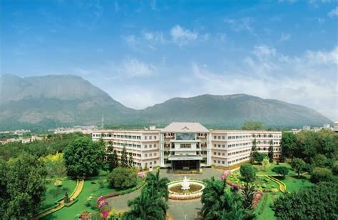 Amrita Campus Comparison: Coimbatore vs Bengaluru vs Amritapuri