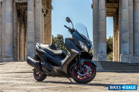 Suzuki Burgman 400 price, specs, mileage, colours, photos and reviews ...