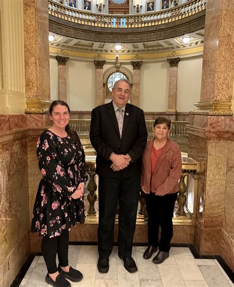 Executive order impacts libraries - The Alamosa News