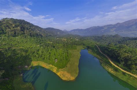 LUXURY RESORTS IN MUNNAR CHINNAKANAL