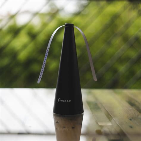 Flying insect Repellent Fan - Wizap™ - Touch of Modern