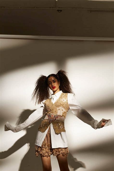 7 beautifully unconventional outfits that are equipped with smart ...