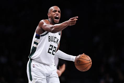 Milwaukee Bucks Injury Report (Jan. 6): Latest update on Khris ...