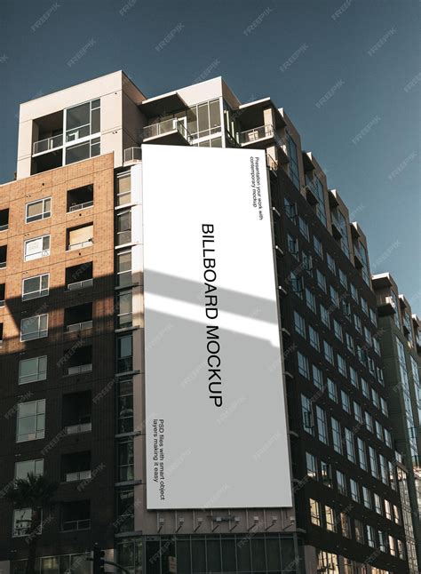Billboards On Old Damaged Building Mockup Psd