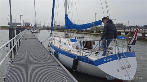 TAKARA BUNE, Sailing vessel - Details and current position - MMSI ...