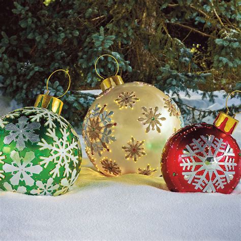 Giant Outdoor Christmas Ornaments