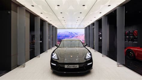 Porsche Studio in Beirut eröffnet - Porsche Newsroom DEU