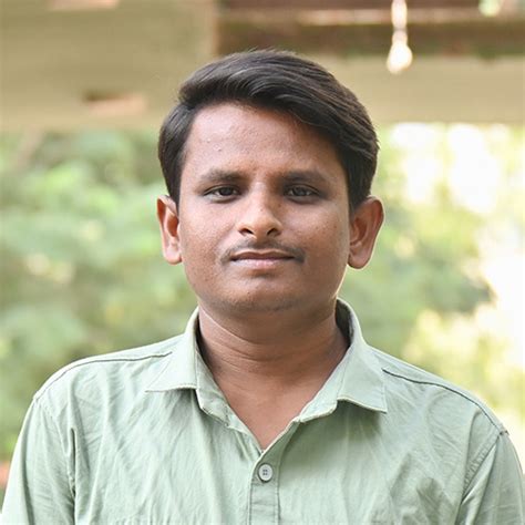 Meet the Faculty | School of Science - Navrachana University