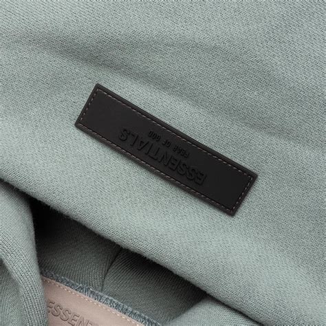 Relax Hoodie - Sycamore – Feature