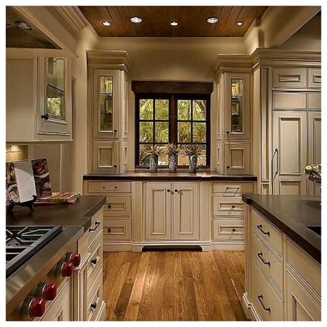 Cream Kitchen Cabinets With Dark Floors - Anipinan Kitchen