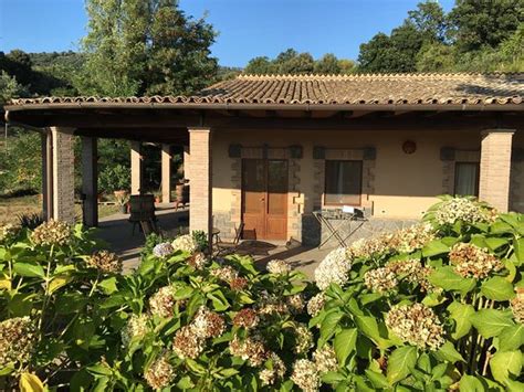 AGRITURISMO LE VIGNE (Bolsena) - Farmhouse Reviews, Photos, Rate ...