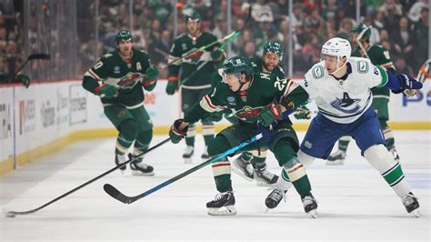 Marco Rossi holte mit Minnesota Wild den ersten NHL-Saisonsieg | Kurier