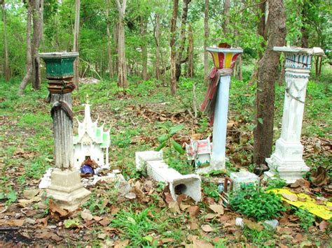 Murung People: Borneo’s Traditional Spirit Houses and Rituals