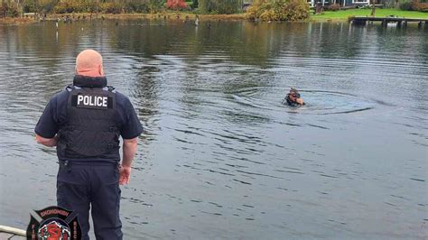 Woman in 70s drives off boat ramp into lake, WA officials say | Tacoma ...