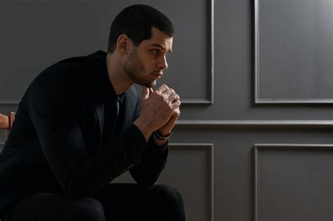 Businessman with Black Shirt 的图像结果