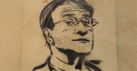 A Bologna sulle tracce di Lucio Dalla, fra jazz club, portici e nuove ...