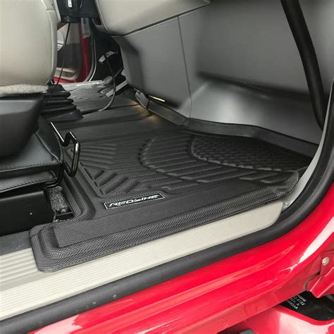 Peterbilt 579 Mid Roof Precision Fit Floor Mat By Redline - Raney's ...