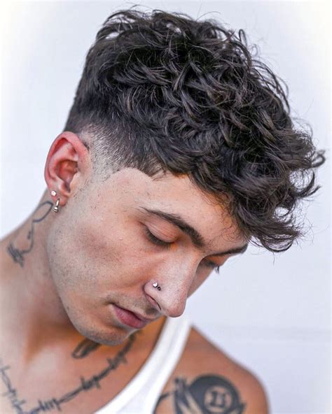 Mens Short Wavy Hairstyles 2022