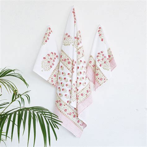 Pure Cotton Hand And Bath Towel Set Block Printed In White And Peach P ...