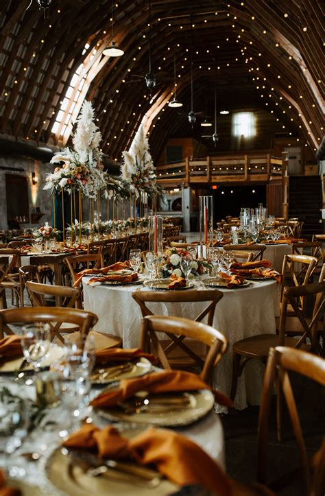 fall indoor wedding ideas